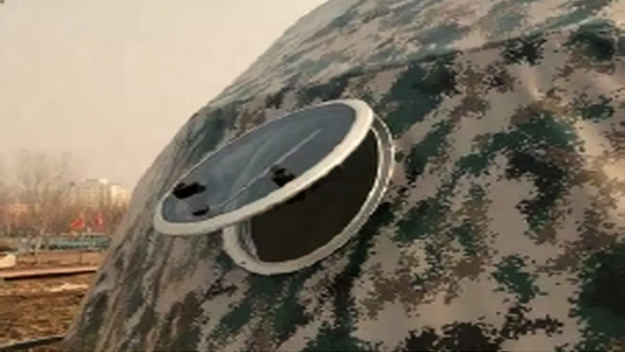 Round glass window